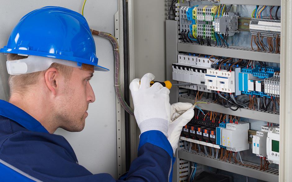 activité électricien Cesson